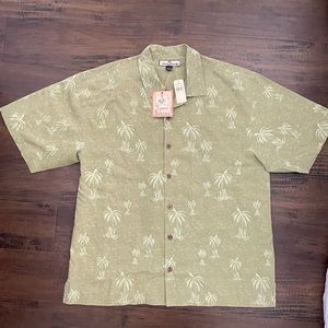NWT Tommy Bahama Shirt